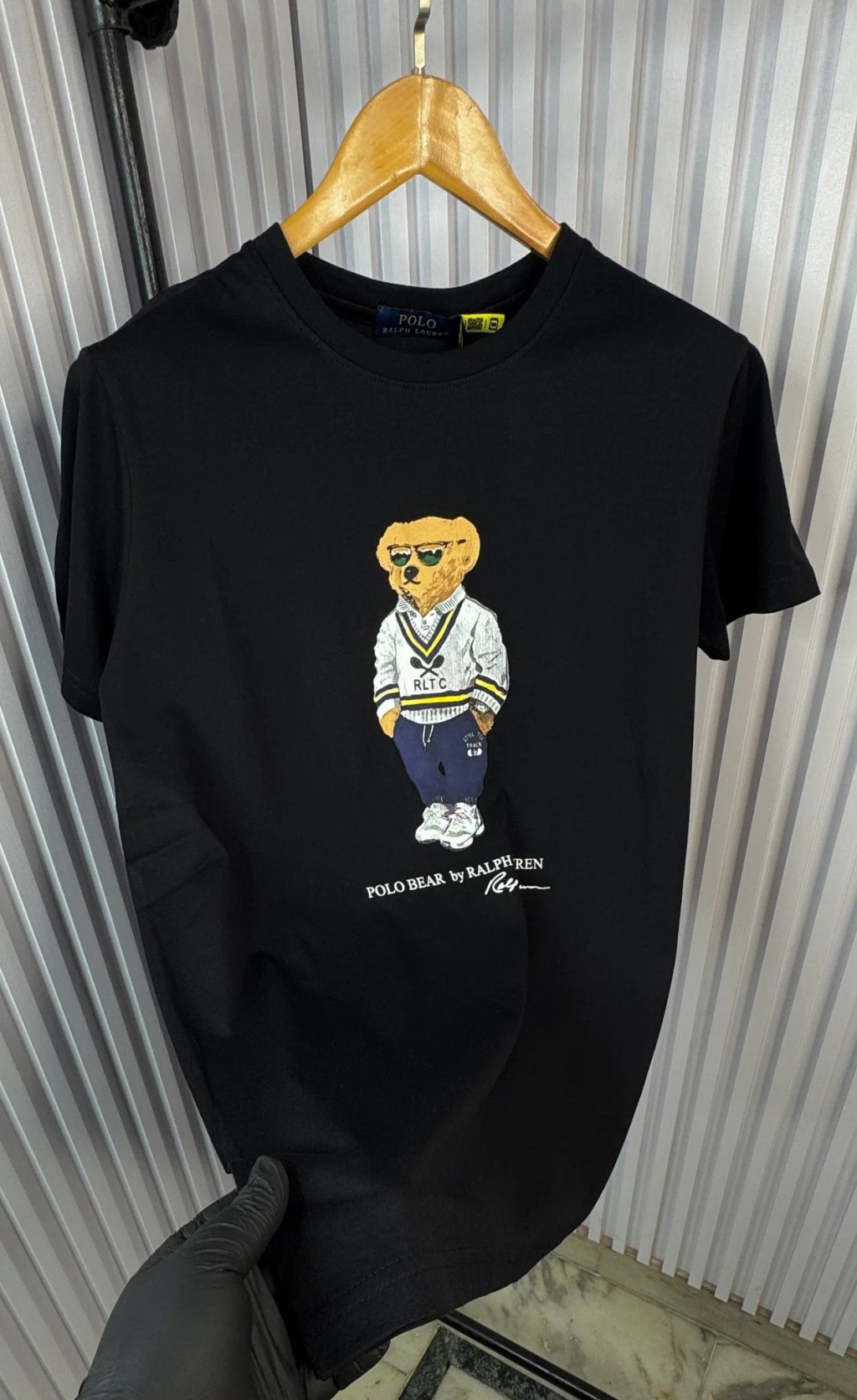 Luxury T-Shirt for Men: My Personal Take on Style, Comfort, and&nbsp;Value